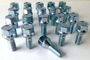Set of 20 M12x1.5, 19mm hex, 26mm thread alloy wheel bolts