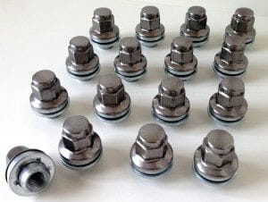 set of 16 19mm hex, flat seat, M12x1.5 alloy wheel nuts